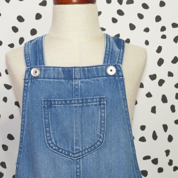 The Children’s Place Medium Wash Denim Distressed Jean Girls Shortalls - Picture 2 of 6